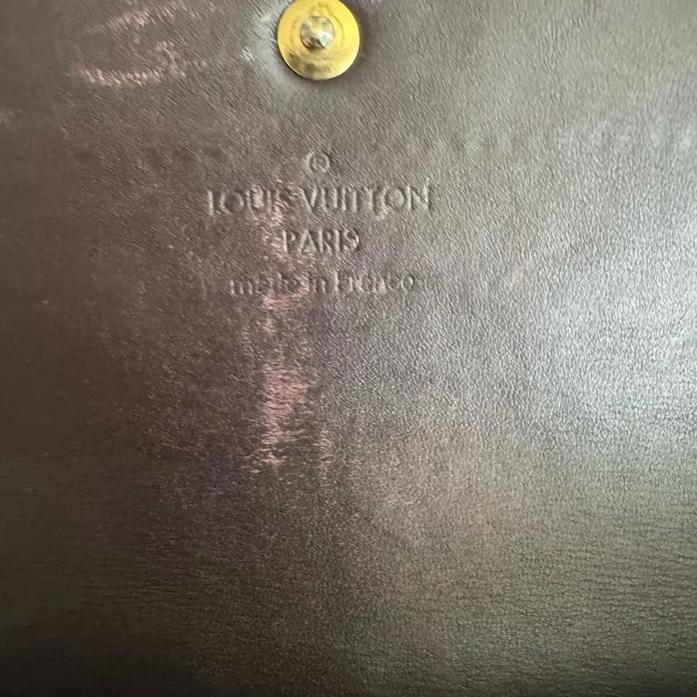 Louis Vuitton Vernis Amarant Sarah Wallet